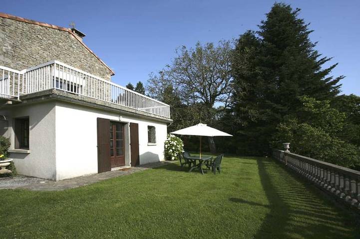Gîte pour 6 personnes, avec jardin, animaux acceptés à Mazamet