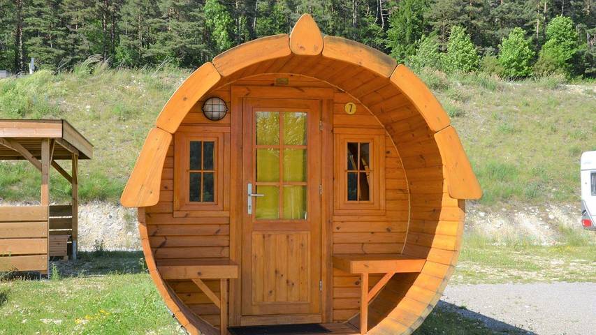 Hütte für 4 Personen, mit Terrasse in Schwäbische Alb