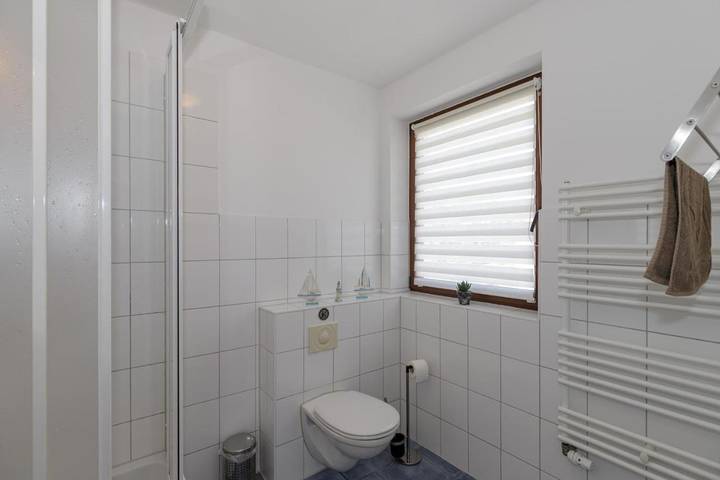Ferienwohnung für 2 Personen, mit Terrasse und Ausblick in Schmarl