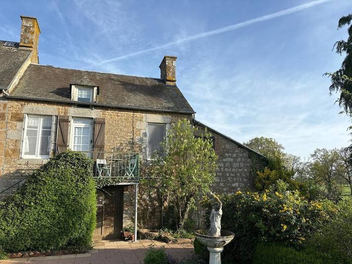 Gîte pour 2 personnes, avec Balcon et Terrasse dans Athis-Val-de-Rouvre