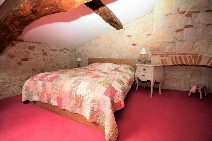 Gîte pour 10 personnes, avec piscine ainsi que jardin et terrasse à Bon-Encontre - 4