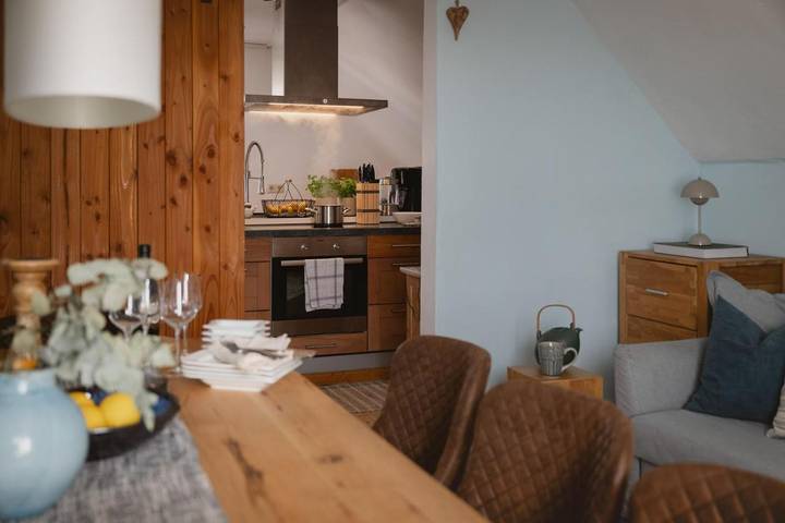 Ferienwohnung für 6 Personen, mit Terrasse und Garten