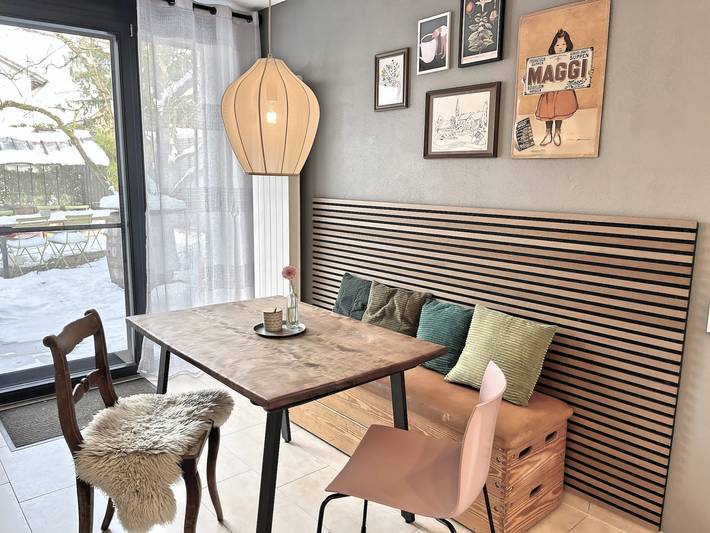 Goethe49: Wunderschönes Charakter Gästehaus mit genialem Outdoor Bereich - Ferienhaus mit 85 qm, 1 Schlafzimmer und 1 Wohn-/Schlafbereich, max. für 5 Personen in Rielasingen-Worblingen, Hegau