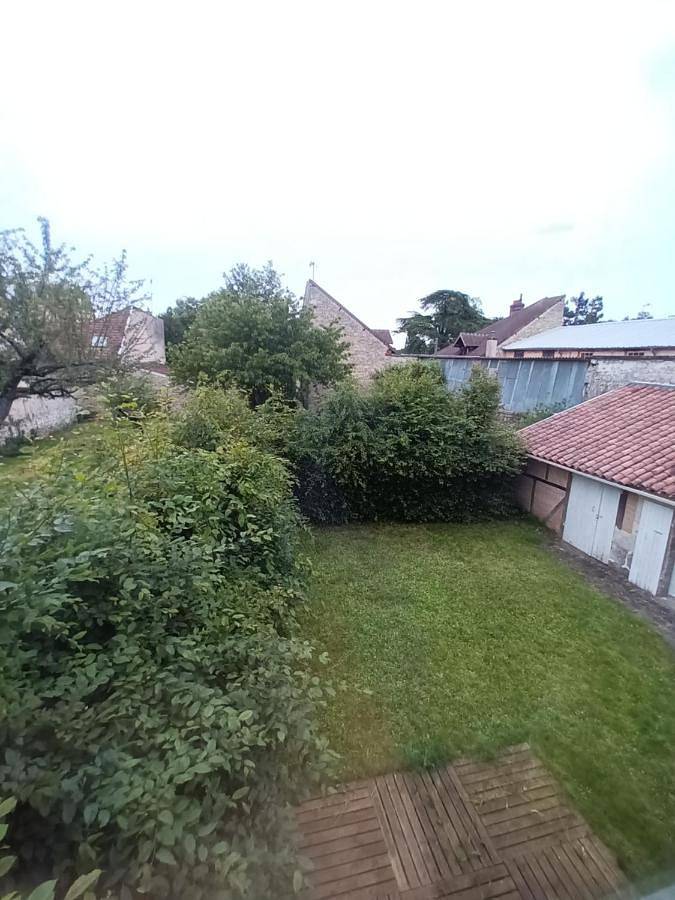 Gîte pour 2 personnes, avec jardin ainsi que vue et terrasse dans Château de Chantilly - 4
