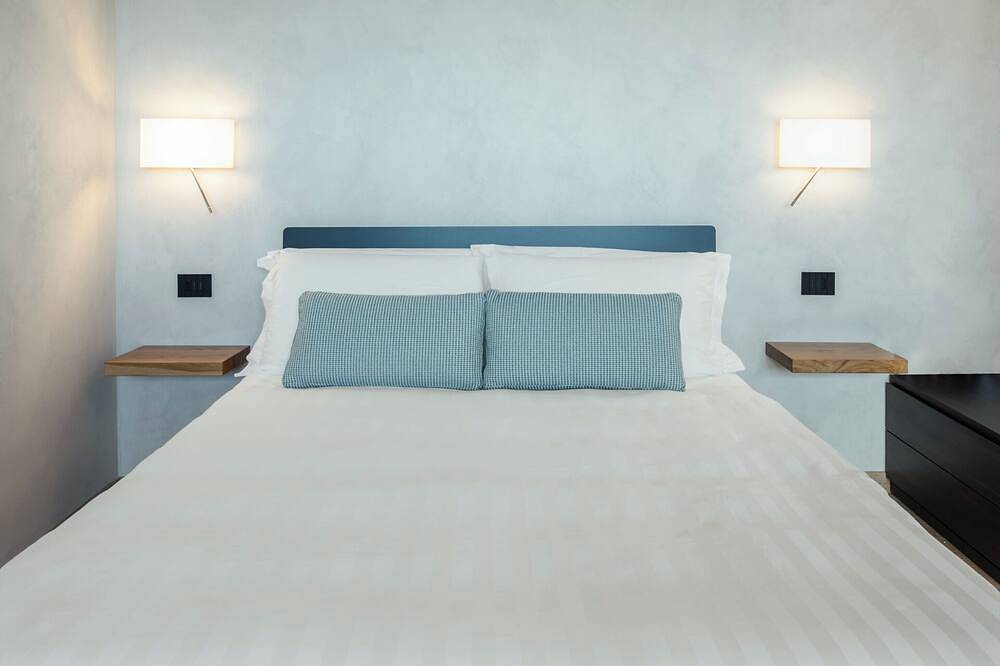 Ganze Wohnung, Sorello - Vineho in Barolo in the vineyards with breakfast in Barolo, Langhe