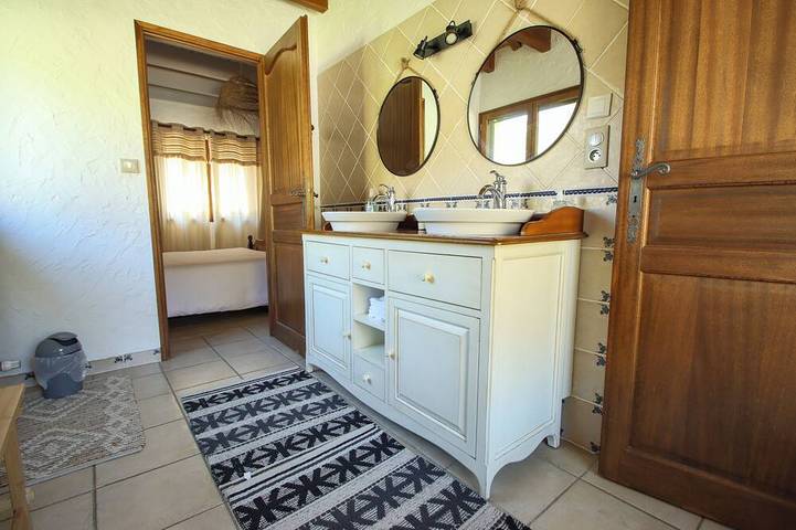 Gîte pour 18 personnes, avec terrasse et jardin à Centrès - 3