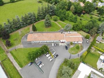 Hôtel pour 2 personnes, avec terrasse ainsi que vue et jardin à Chavagnes-en-Paillers