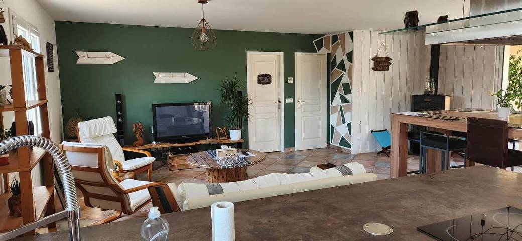 Location de vacances pour 6 personnes, avec jardin et piscine, animaux acceptés à Saint-Thibéry - 3