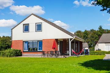 Ferienpark für 10 Personen, mit Sauna und Terrasse sowie Balkon/Terrasse in Gelderland