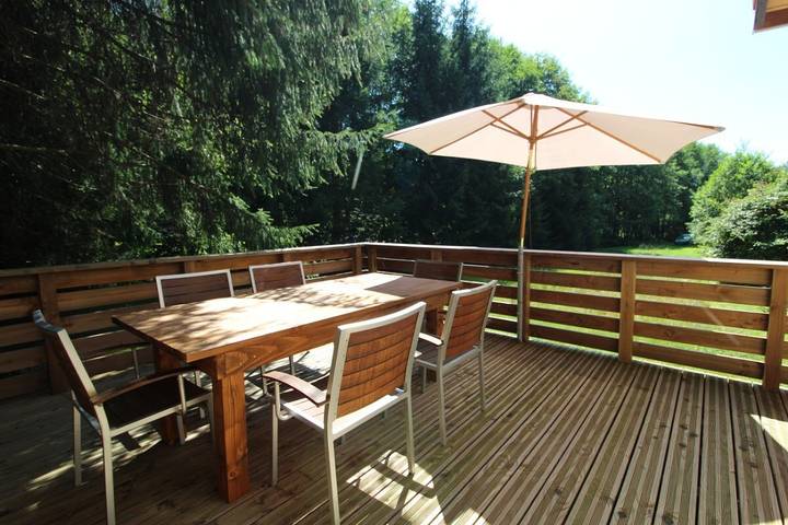 Location de vacances pour 6 personnes, avec terrasse et jardin à Le Ménil