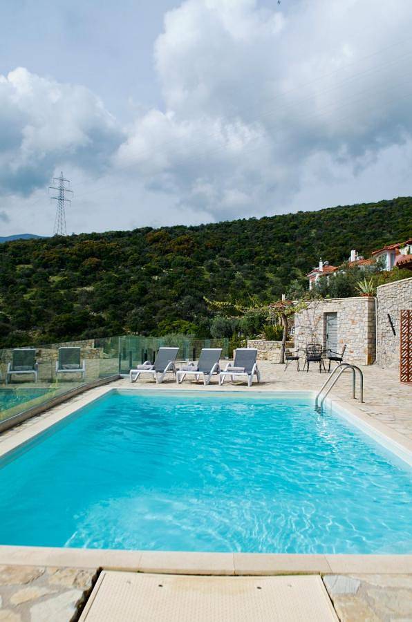 Apollo Romantic Sea View Villa in Xiropigado, Kinuria