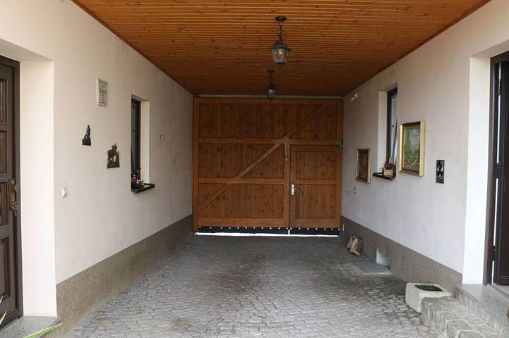 Ganze Wohnung, Kerstin in Neundorf, Thüringer Schiefergebirge