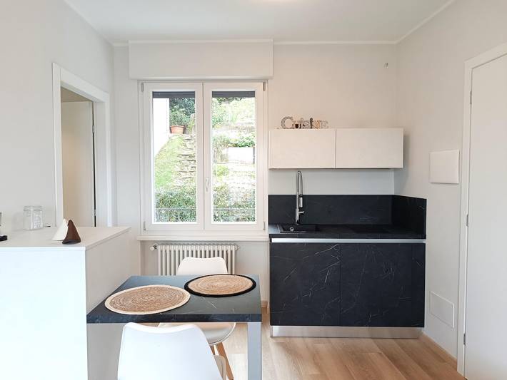 Ferienwohnung für 2 Personen, mit Garten und Balkon sowie Ausblick und Seeblick, mit Haustier in Comune di Stresa - 4