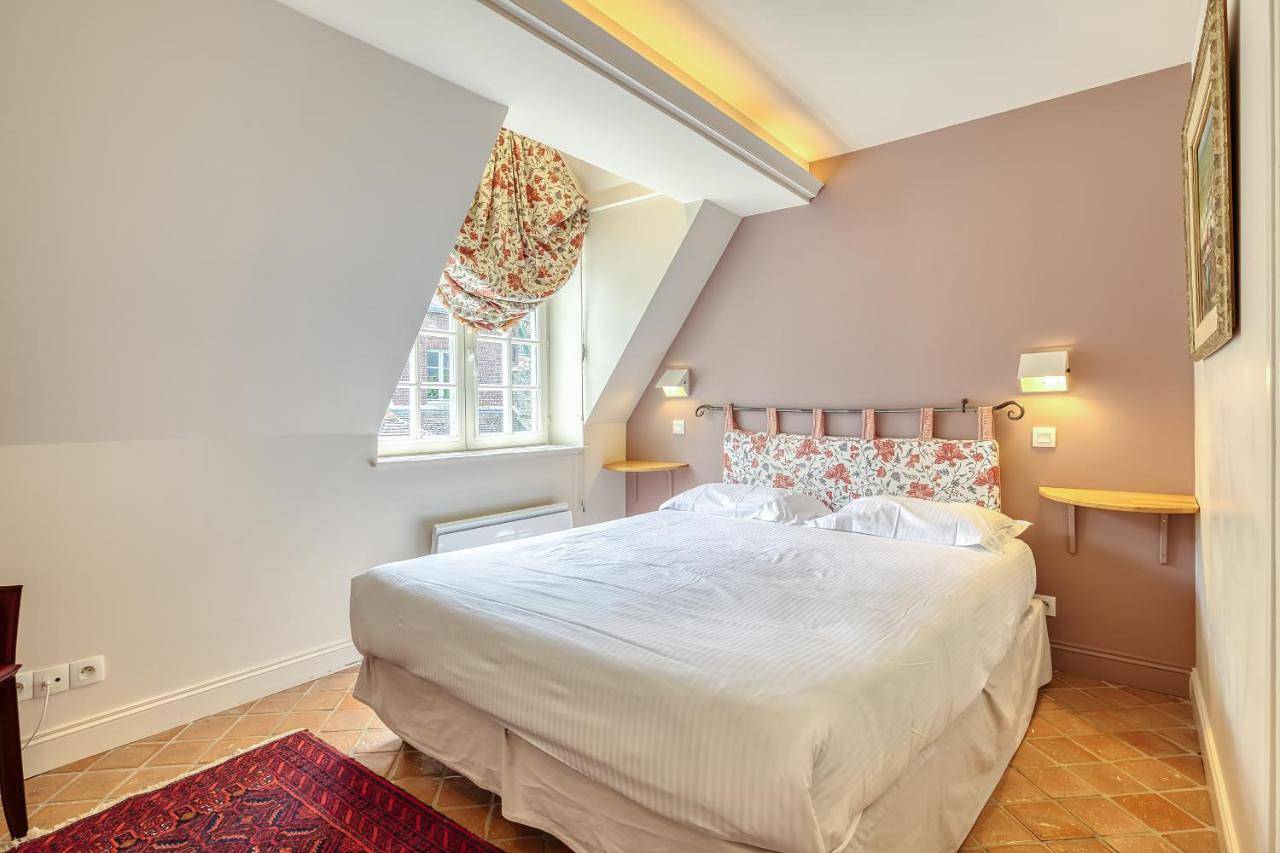 Hôtel Douce France - Veules Les Roses in Veules-les-Roses, Région de Dieppe