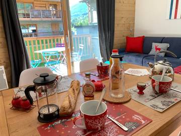 Gîte pour 4 personnes, avec balcon dans Office De Tourisme De Samoens