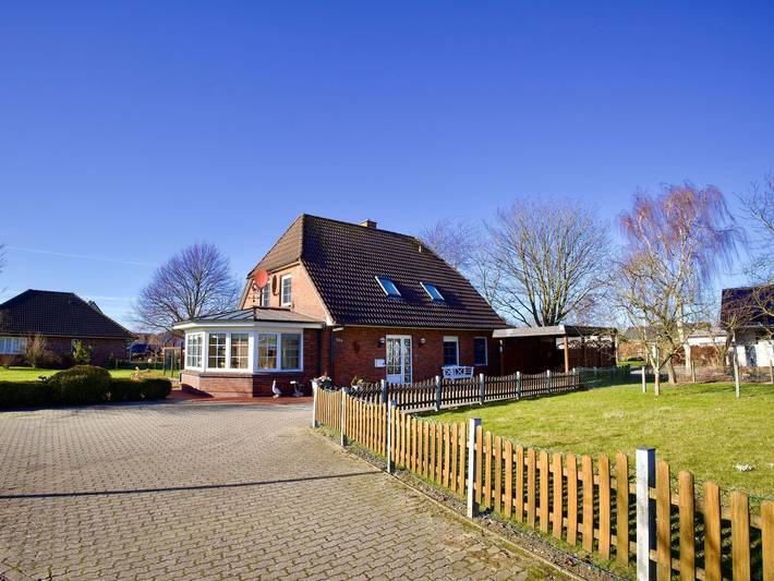 Ferienhaus für 8 Personen, mit Terrasse und Garten in Nordstrand