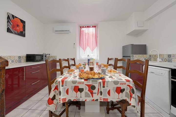 Location de vacances pour 10 personnes, avec jardin, animaux acceptés à Villasavary - 2