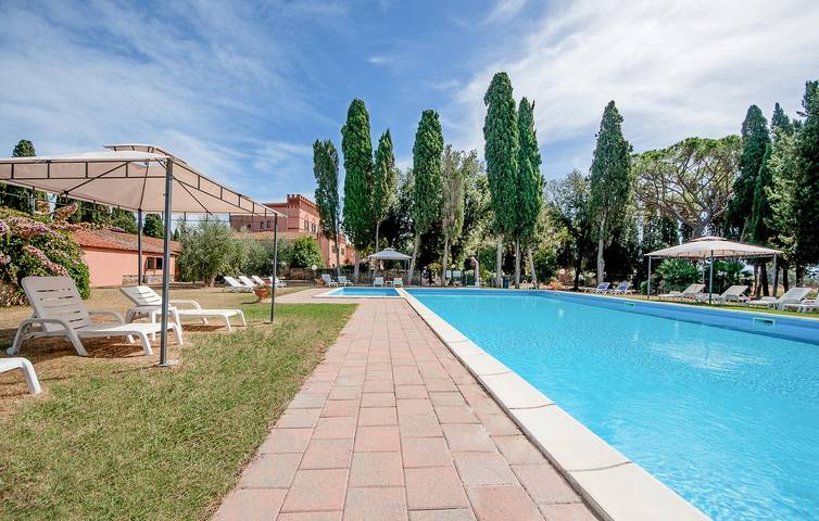 Appartement am Pool mit Parkplatz und Internet in Campiglia Marittima, Etruskische Küste