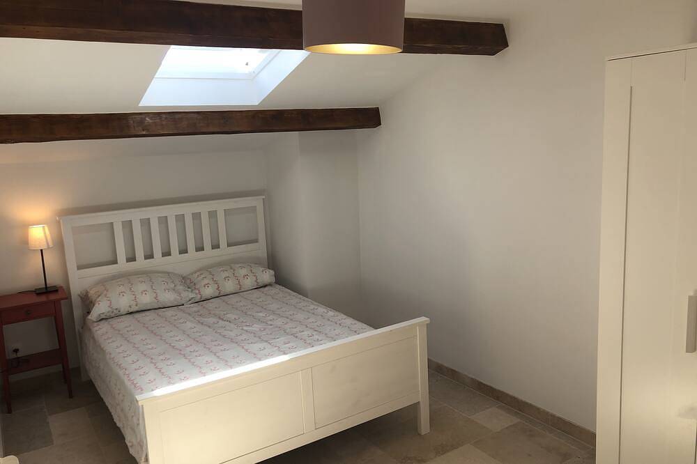 Herrliche familienfreundliche Villa mit neuen privaten und beheizten Pool in Cébazan, Mittelmeerküste (Frankreich)