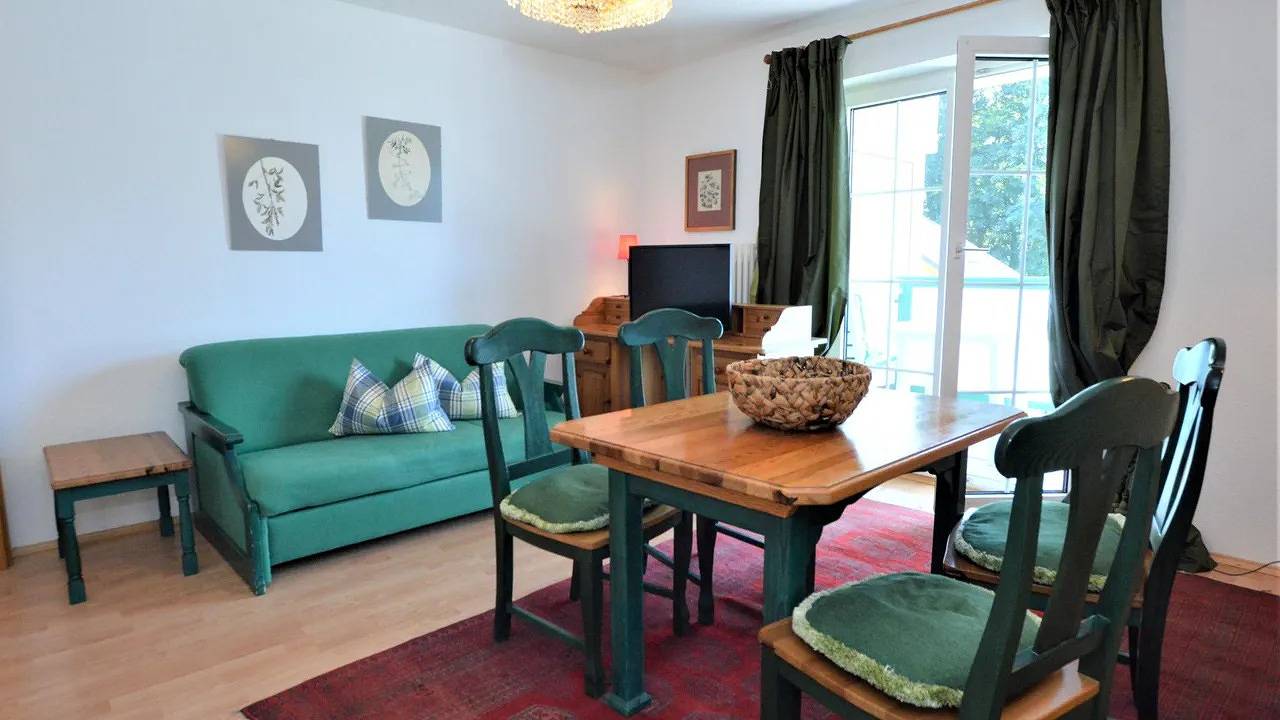 Ganze Ferienwohnung, Ferienwohnung für 2 Personen (34 m²) in St. Wolfgang im Salzkammergut in Salzkammergut-Berge, Sankt Gilgen