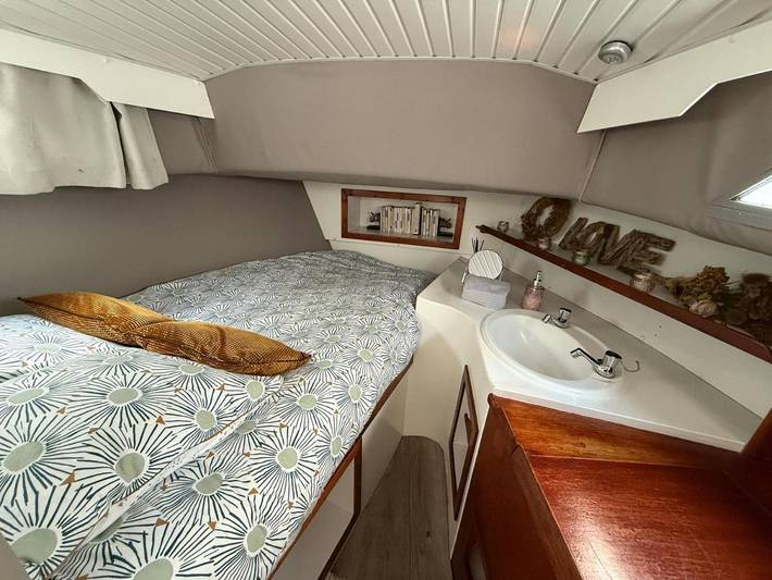 Bateau pour 4 personnes, avec vue sur le lac ainsi que vue et jardin dans Seine-et-Marne - 2