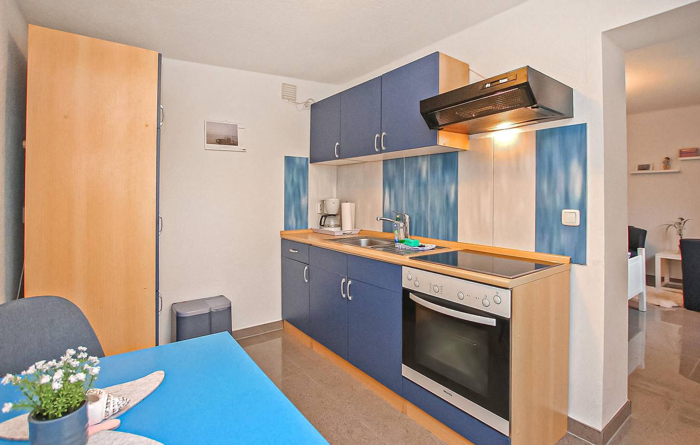 Appartement de vacances entier, Appartement confortable avec jardin, parking et télévision, à 2,5 km de la plage in Waren, Lac Müritz