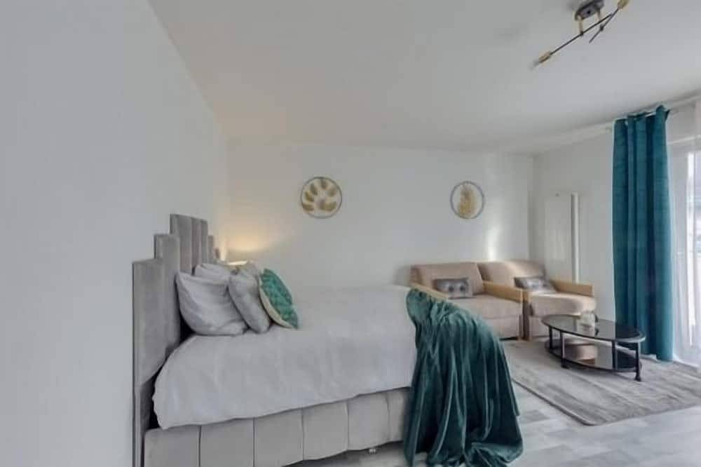 Apartamento entero, 2 le Cosy ,appartement Proche Aéroport,paris ,diseny in Sevran, Sena-Saint Denis
