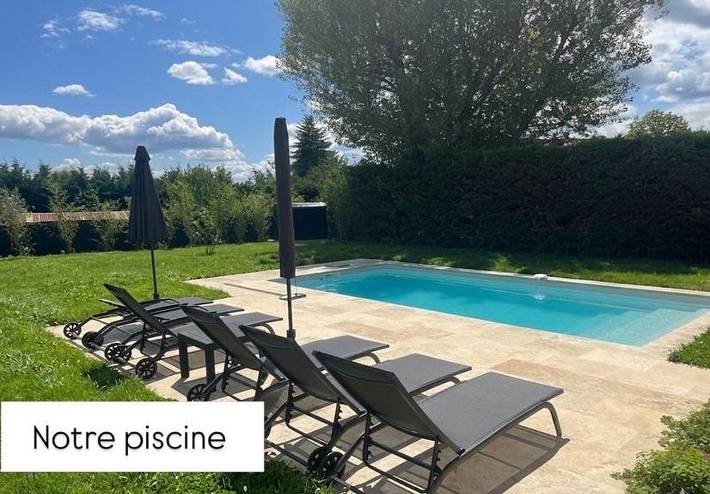 Location de vacances pour 2 personnes, avec jacuzzi ainsi que piscine et jardin, animaux acceptés à Rousson - 2