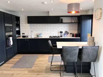 Holiday Home for 10 People in Sandown, Isle of Wight, Photo 2