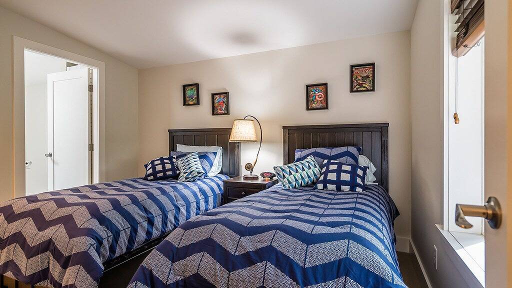 Luxuriöses Stadthaus im Wald -5 min zum Strand in Parksville, Regional District of Nanaimo