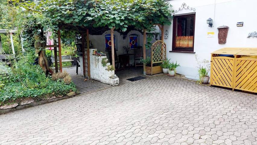 Ferienwohnung für 9 Personen, mit Terrasse und Garten sowie Sauna und Ausblick in Kamp-Bornhofen - 2