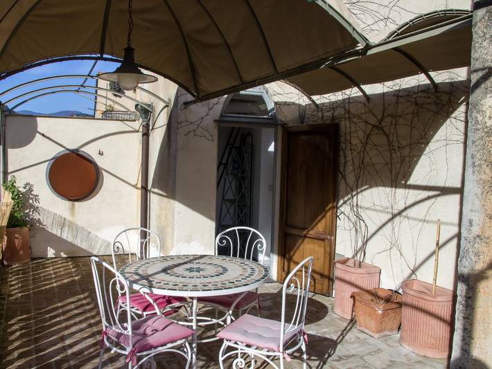 Apartahotel para 6 personas, con jardín en Liguria