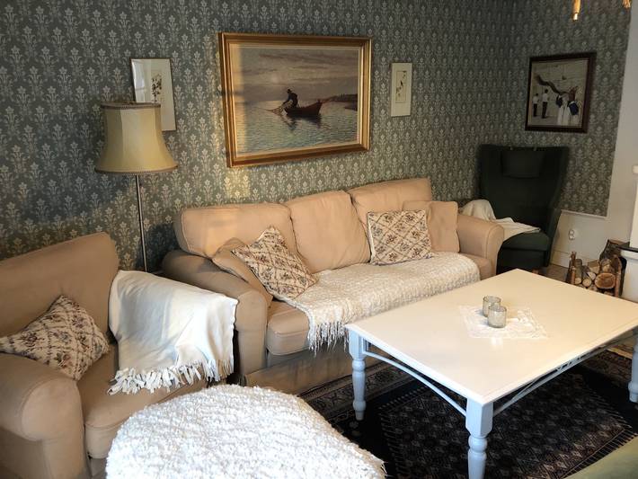 Location de vacances pour 7 personnes, avec sauna et vue sur le lac ainsi que jardin et terrasse, animaux acceptés dans Uppsala - 4