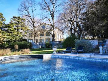 Hôtel pour 2 personnes, avec sauna et jardin ainsi que jacuzzi et piscine à Châteauneuf-du-Rhône