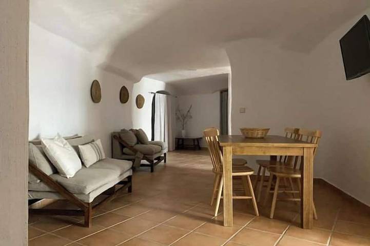 Casa rural para 6 personas, con piscina y terraza en Comarca de Baza