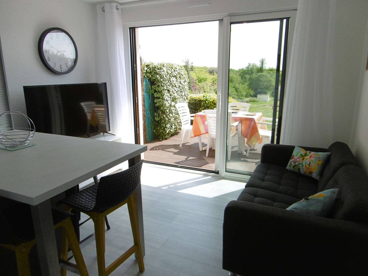 Appartement entier, Appartement 2 pièces 2 à 4 personnes à 500 m de la plage Wifi in Sarzeau, Côte des Mégalithes