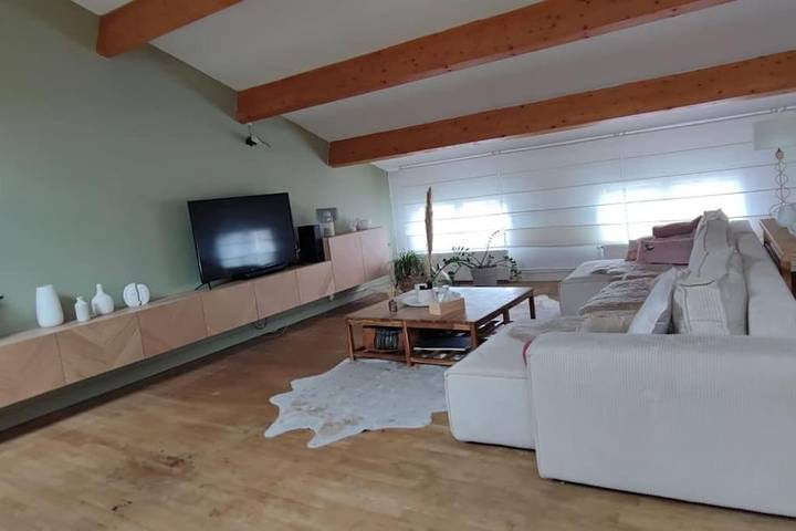 Location de vacances pour 8 personnes, avec piscine ainsi que vue et jardin à Limoges - 3