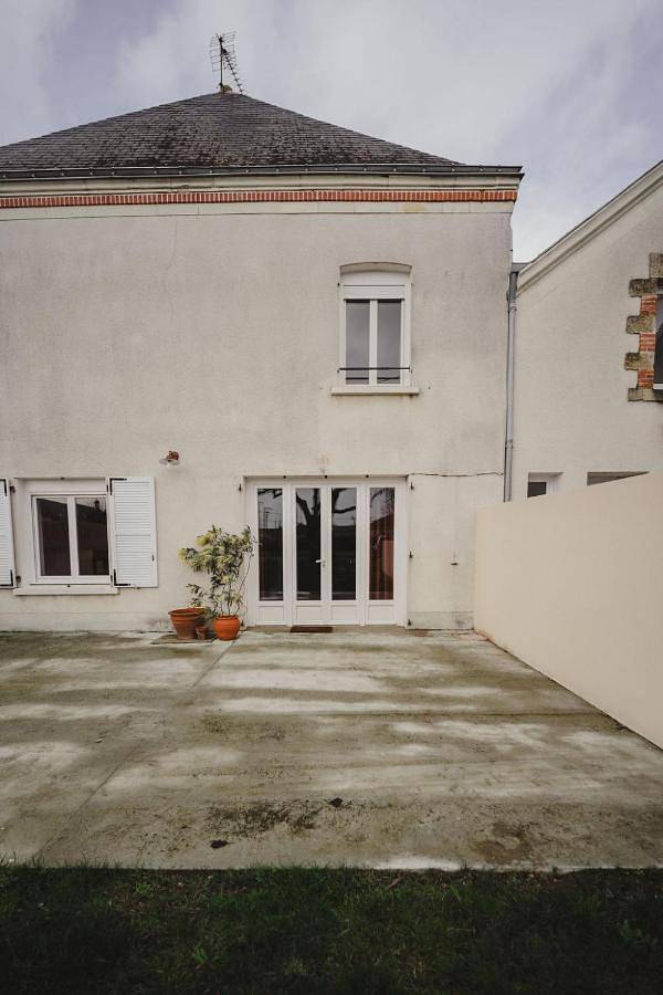 Location de vacances pour 8 personnes, avec terrasse et jardin à Champ-sur-Layon - 2