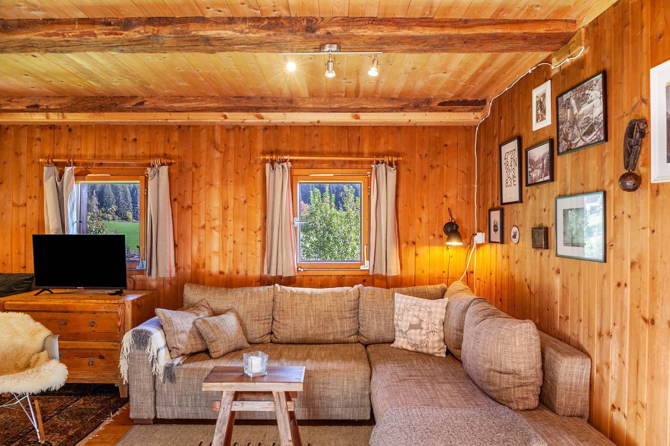 Ganze Wohnung, Ferienwohnung 'Erdgeschoss' mit Bergblick, privater Terrasse und eigenem Garten in Wildschönau, Kitzbüheler Alpen