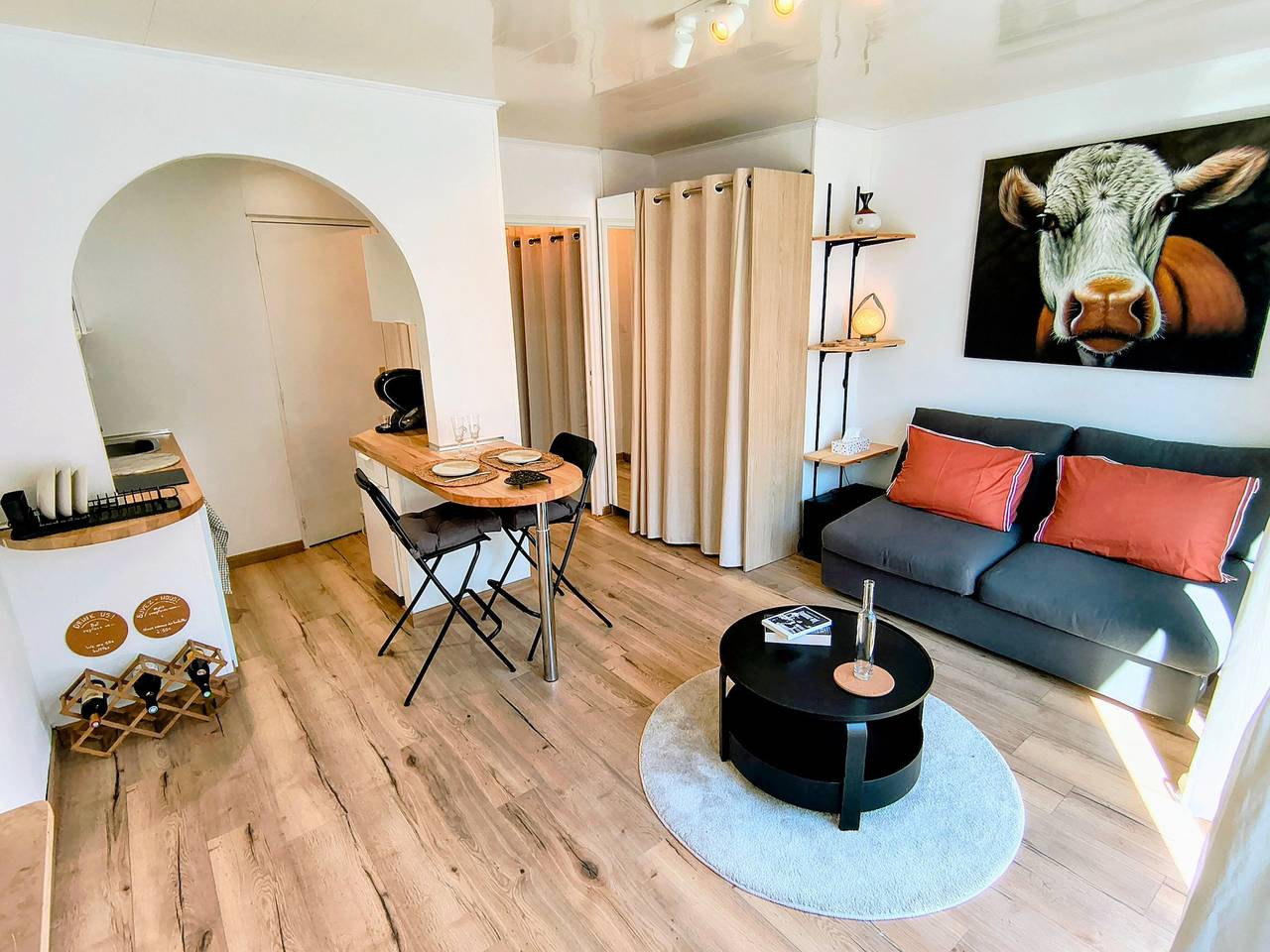 Entire apartment, Studio 'Centre Historique, 500m de la gare, quartier Steinbach' with Balcony in Mulhouse, Mulhouse region