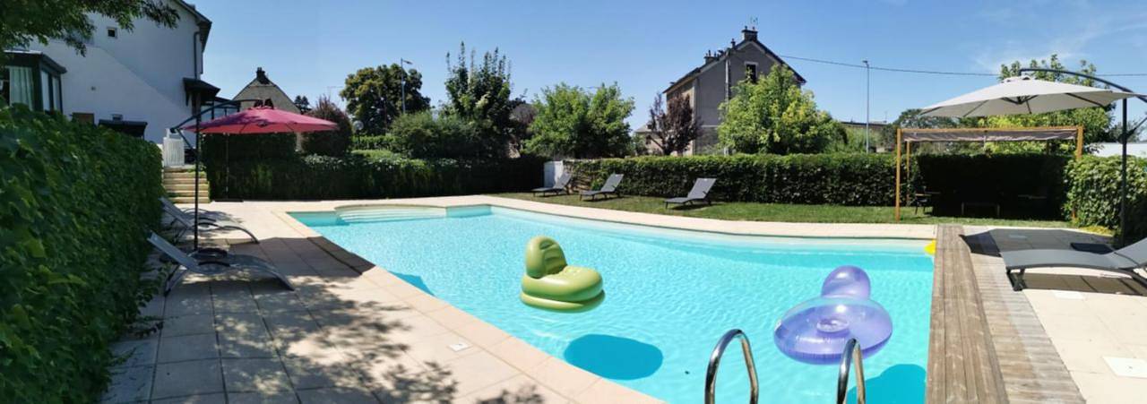 Hôtel pour 2 personnes, avec piscine et terrasse à Bozouls - 2