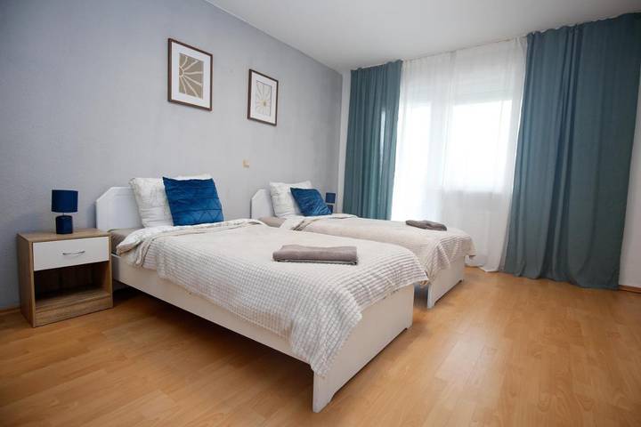 Appartement de vacances pour 6 personnes, avec jardin et terrasse