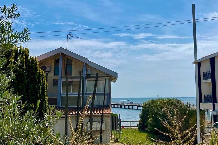 Location de vacances pour 10 personnes, avec terrasse et piscine dans Plage De La Jetee Andernos Les Bains - 2