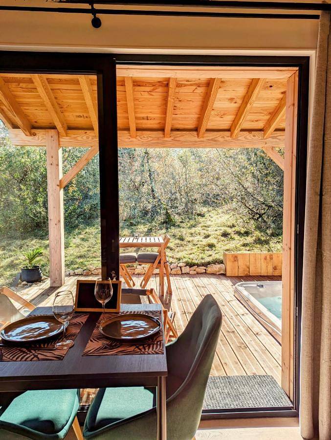 Appartement de vacances pour 2 personnes, avec jacuzzi et jardin