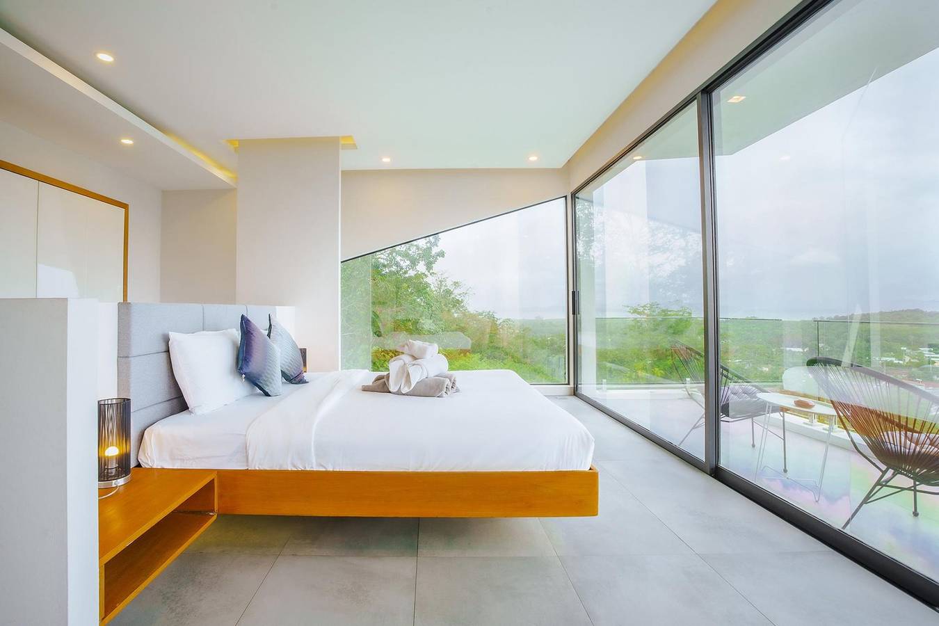 Yamu Hills Panoramic Ocean View 6 Bed Luxury Vila in Phuket Province