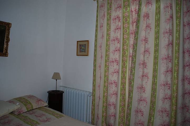 Location de vacances pour 24 personnes, avec jardin à Cerdon - 3