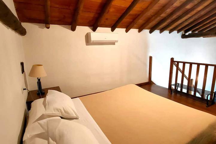 Charming rural house with swimming pool 3 km from the city of Granada. Parking in Churriana de la Vega, Granada Provinz
