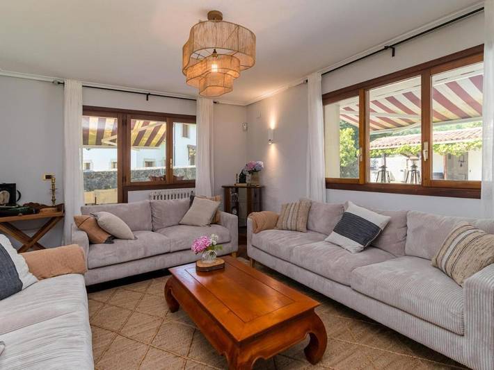 Location de vacances pour 10 personnes, avec piscine et jardin, animaux acceptés à Liendo - 4