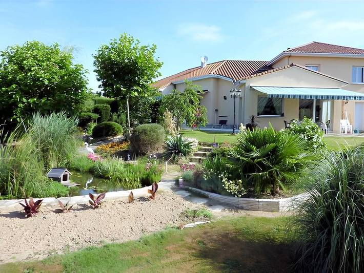 Location de vacances pour 2 personnes, avec Terrasse et Jardin à Limoges