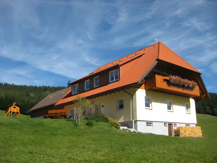 Ferienwohnung für 4 Personen, mit Garten